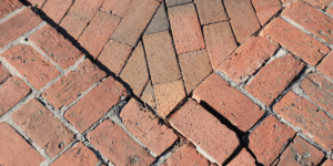 8 Tips for Choosing the Right Pavers for Your Pool Area