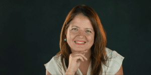 Breaking Barriers The Female CEO Driving the Electric Vehicle Revolution in Colombia (1)