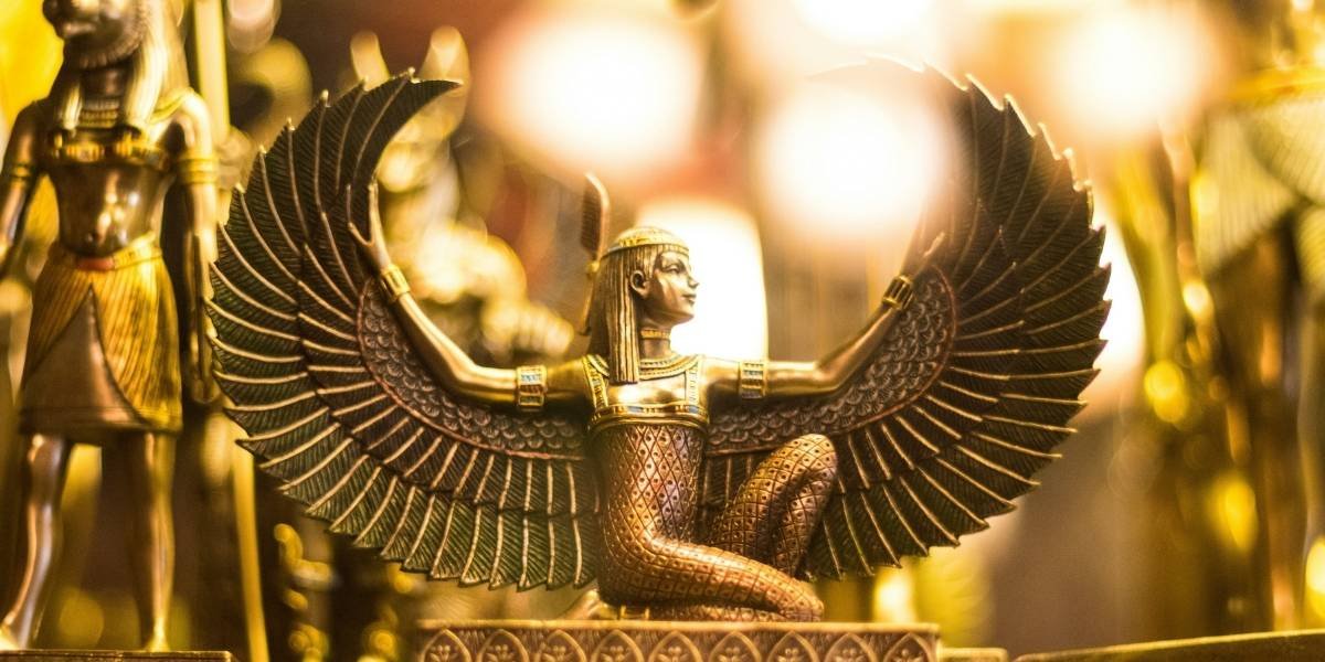 Inspiring Ancient Women Leaders: A Historical Look