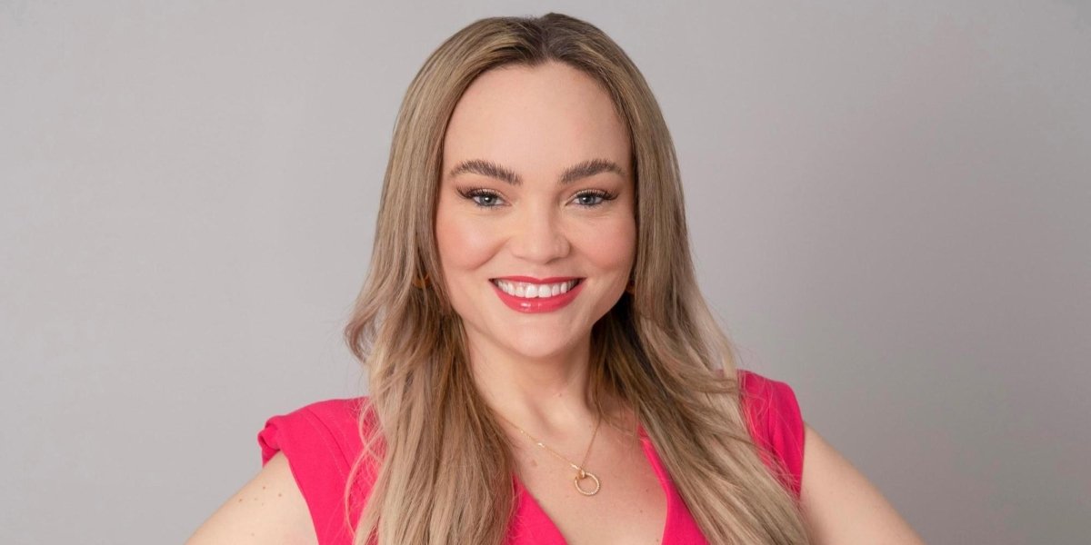 Dr. Jessica Lowe The Doctor Behind the Brain Barbie Movement