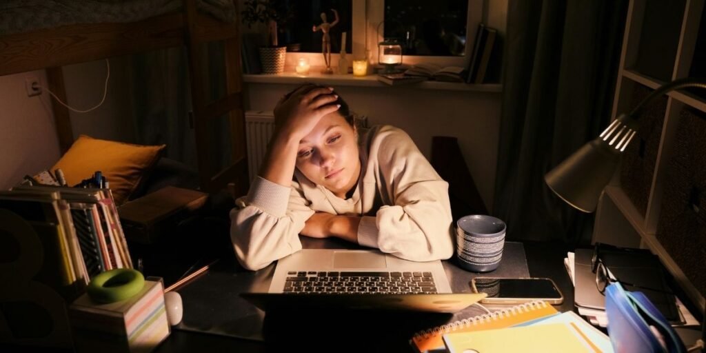 Science Links Subtle Sexism to Brain Thinning in Women