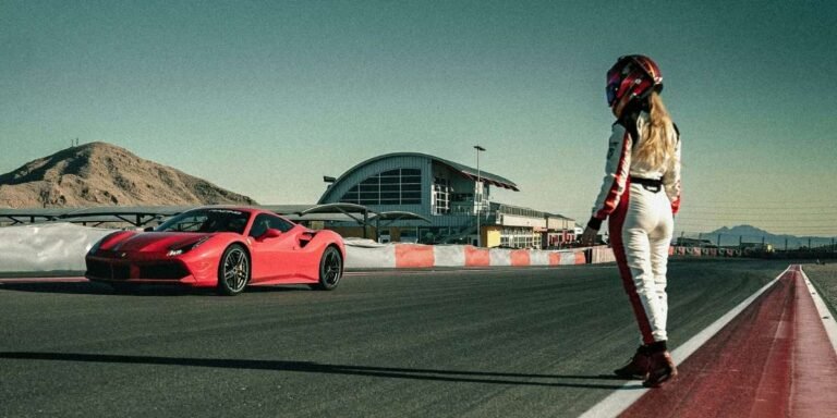 Porsche Mobil 1 Empowers Women in Racing and Career Development