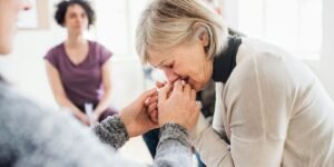 Study Finds Dementia Risk Factors May Affect Women More
