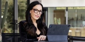 How Katy Cotten Is Inspiring the Modern Woman Through Business, Leadership, and Empowerment