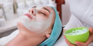 Hormone-Informed Skincare Targets Women’s Changing Skin