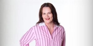 The EVOKE Approach to Midlife Reinvention: Less Becoming, More Remembering
