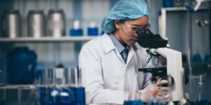 Five Women Scientists Win $75K Each in L’Oréal USA Awards