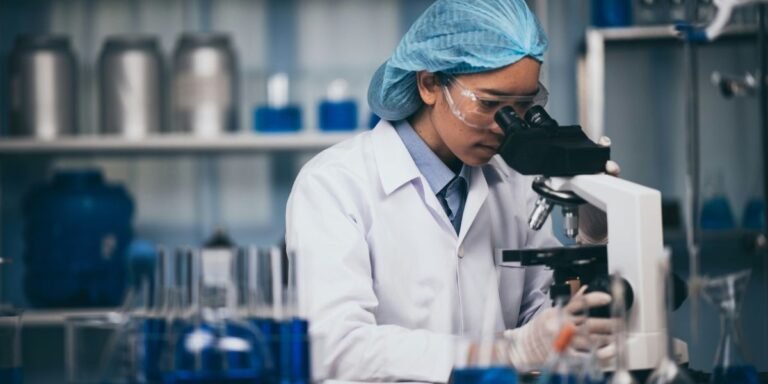 Five Women Scientists Win $75K Each in L’Oréal USA Awards