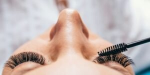Korean Lash Lifts and Brow Stains Coming to U.S. Salons