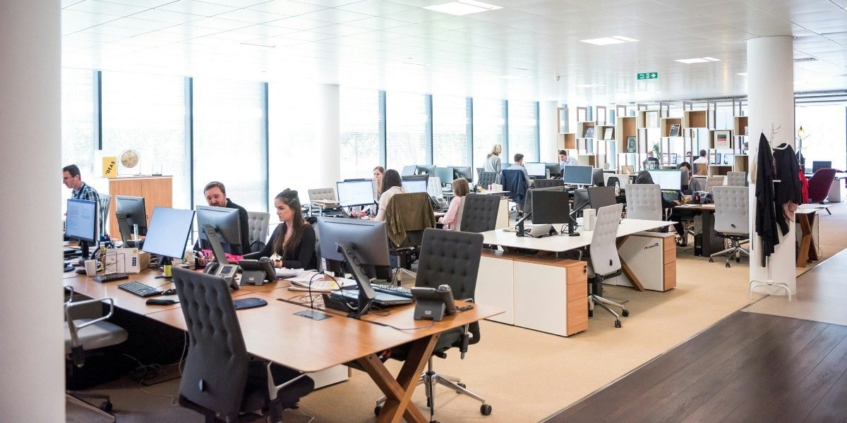 How AI Is Transforming Modern Call Centers