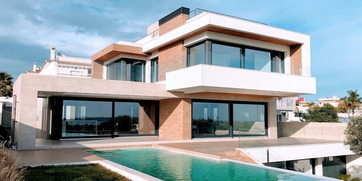 Kalencia Sanders: How Digital Tools Transform Real Estate Experience