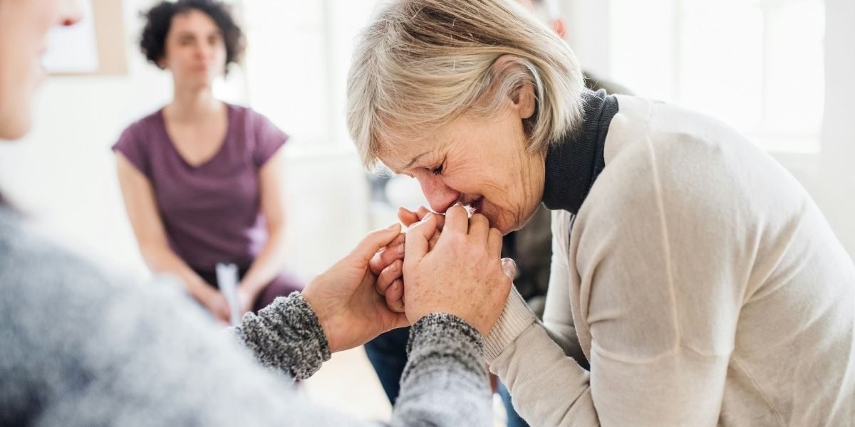 Study Finds Dementia Risk Factors May Affect Women More